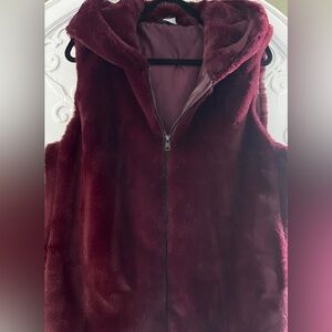 Women's Burgundy Faux Fur Vest